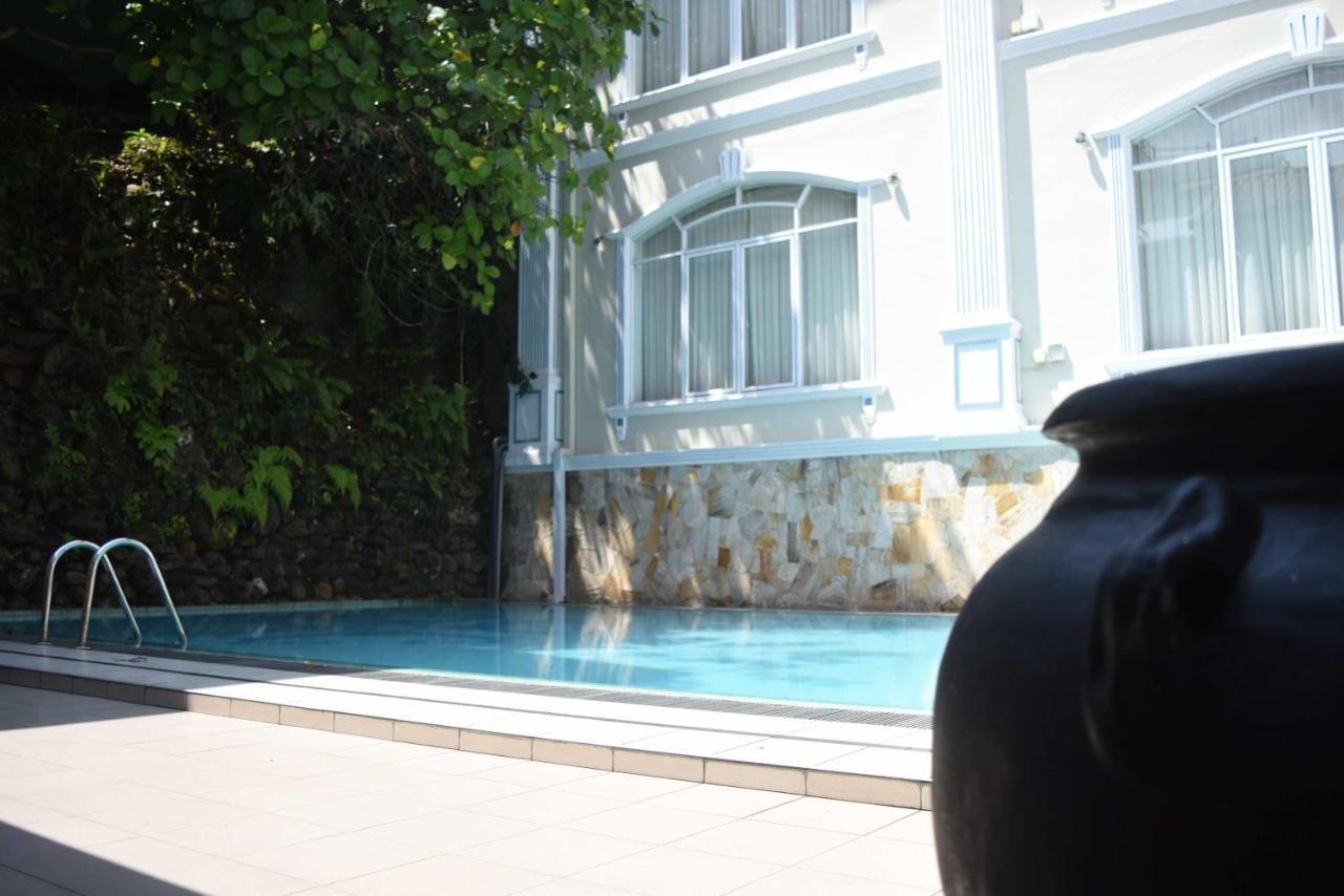 Centauria Hill Resort Ratnapura Exterior photo