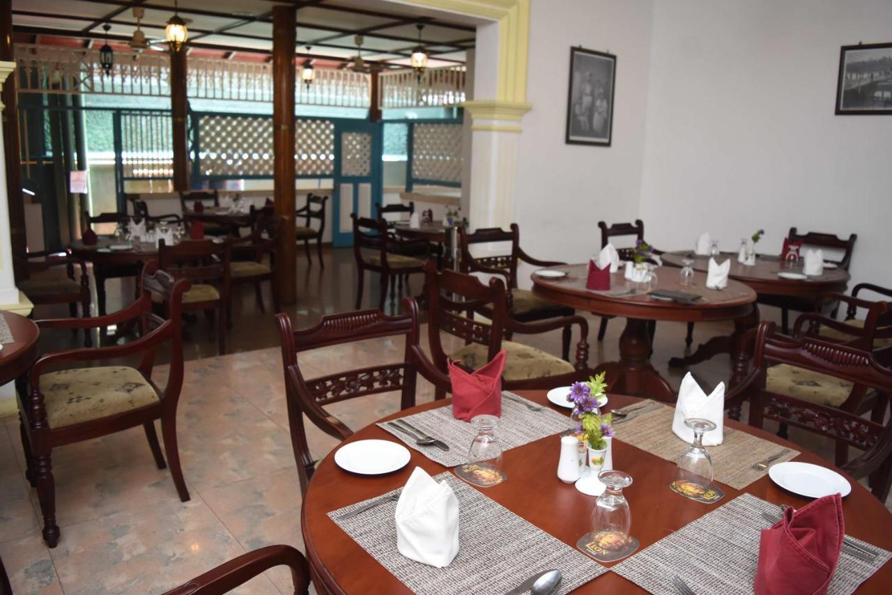Centauria Hill Resort Ratnapura Exterior photo